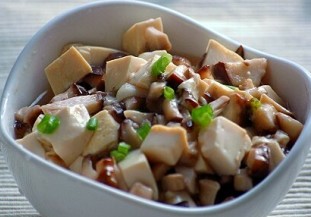 香菇烧豆腐的做法4种，香菇怎么烧豆腐美味好吃
