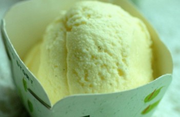 纯手工自制香草冰淇淋的方法