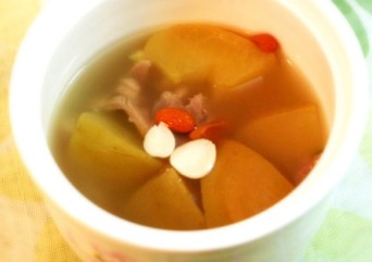 杏仁苹果瘦肉汤，缓解考试压力的汤