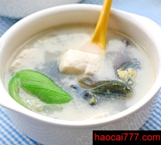 丝瓜皮蛋豆腐汤，味道最鲜美的素汤