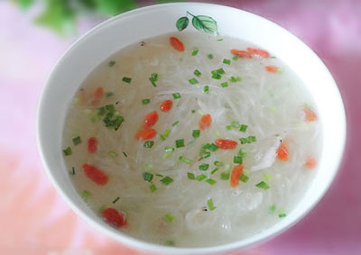 萝卜丝虾皮粉丝汤，简单易做好喝的汤
