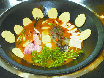 大锅炖鱼是哪里的菜