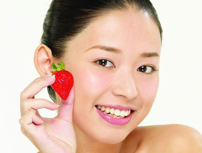 草莓的美容功效，如何用草莓美容