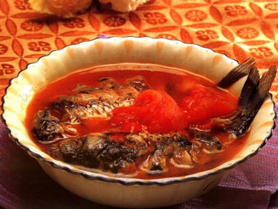 西红柿鲫鱼汤的做法与美味秘诀