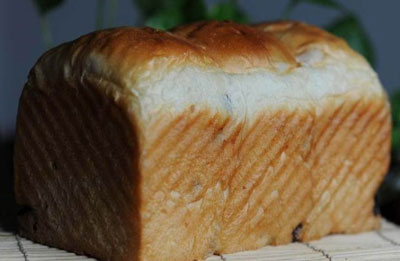 日式葡萄干面包的做法，一款经典的日式面包