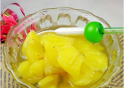 糖水菠萝的做法，怎么做颜色漂亮好吃