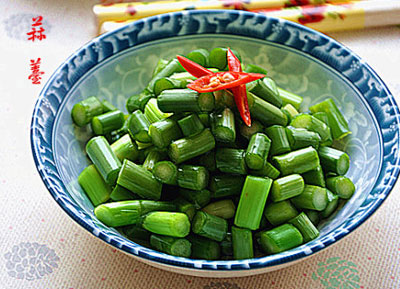 蒜苔最简单清鲜的吃法，蒜苔怎么吃简单又营养