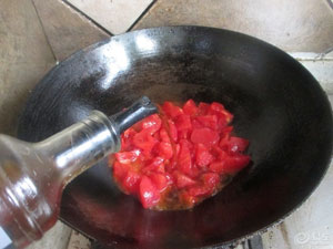 西红柿鸡蛋汤面，营养开胃的简单挂面吃法