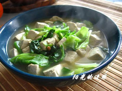 用淘米水做简易版的韩国大酱汤