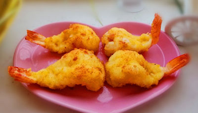 油炸黄金芙蓉虾的做法，大人小孩都难以抗拒的美味