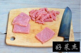 四川煳辣肉花的做法，煳辣肉花怎么做色香味俱全