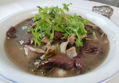 农家猪杂汤的做法，农村老百姓过年怎么做猪杂汤