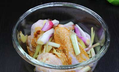 电饭锅豉油鸡翅做法很简单，嫩滑可口一键搞定