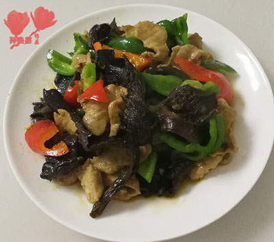 黑虎掌菌炒肉片，香浓鲜美的营养炒菜