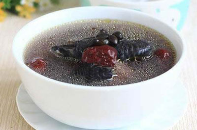 黑豆乌鸡汤的正确做法及功效作用，黑豆乌鸡汤用哪种黑豆效果好